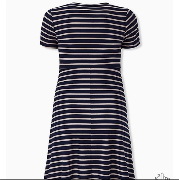 Torrid navy striped twist ruched stretch ribbed dress 2 plus size - Picture 6 of 6